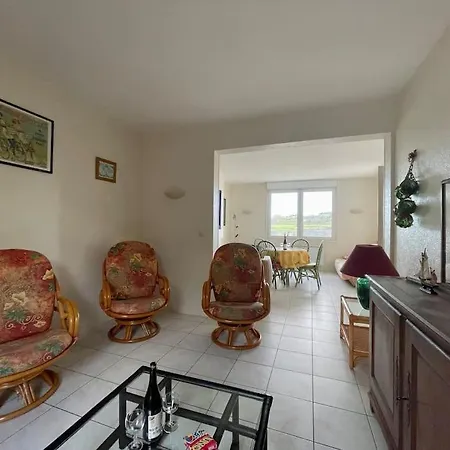 Refuge De La Tour By Melrose * Port-en-Bessin-Huppain